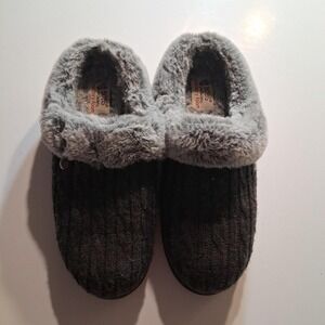 Women's sketchers sweater fabric slippers with faux fur trim and memory foam